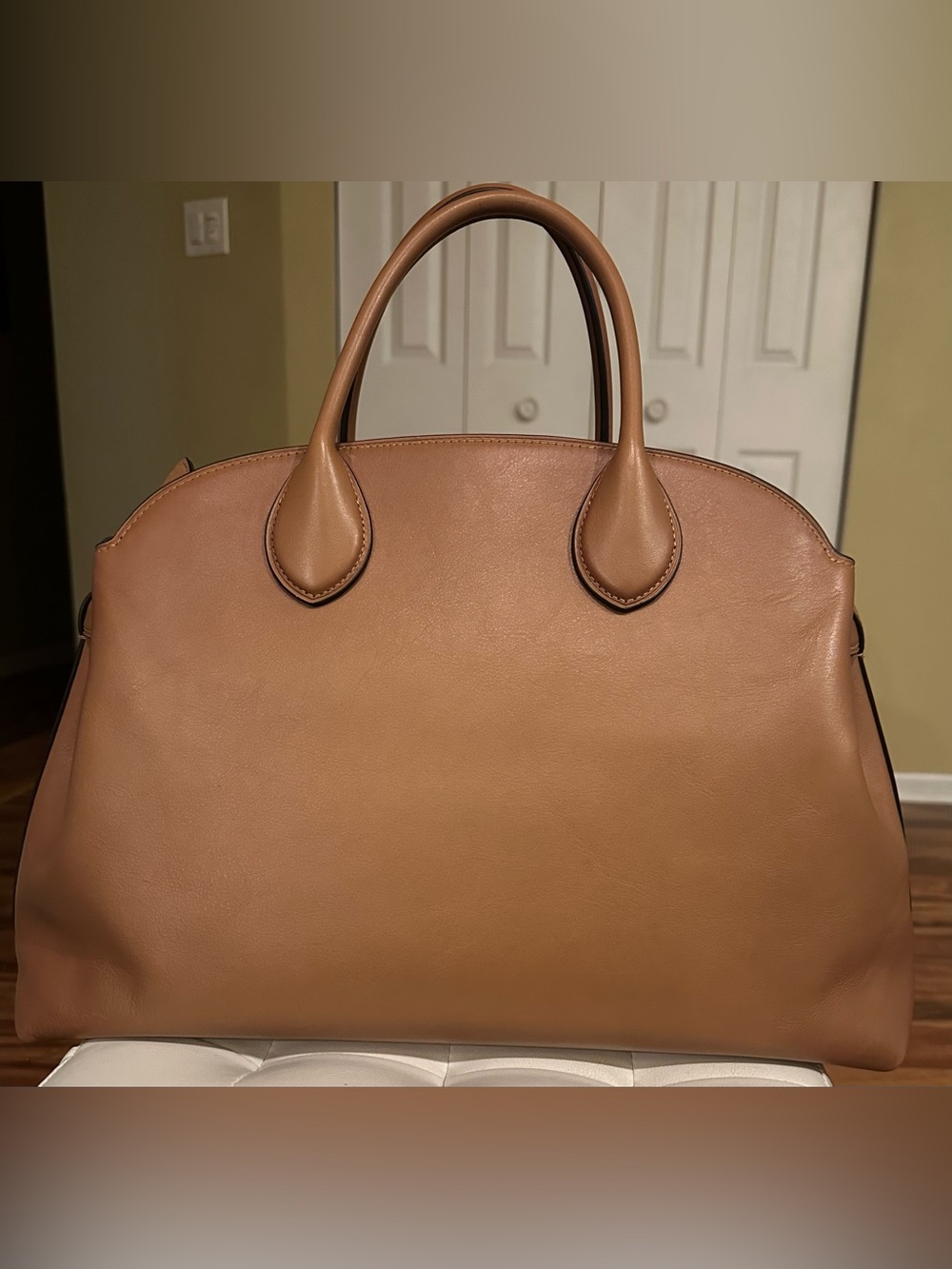 COACH Soft Empire Carryall 40 Honey - Picture 4 of 11